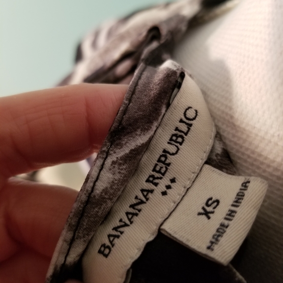 Banana Republic Top - Picture 4 of 4